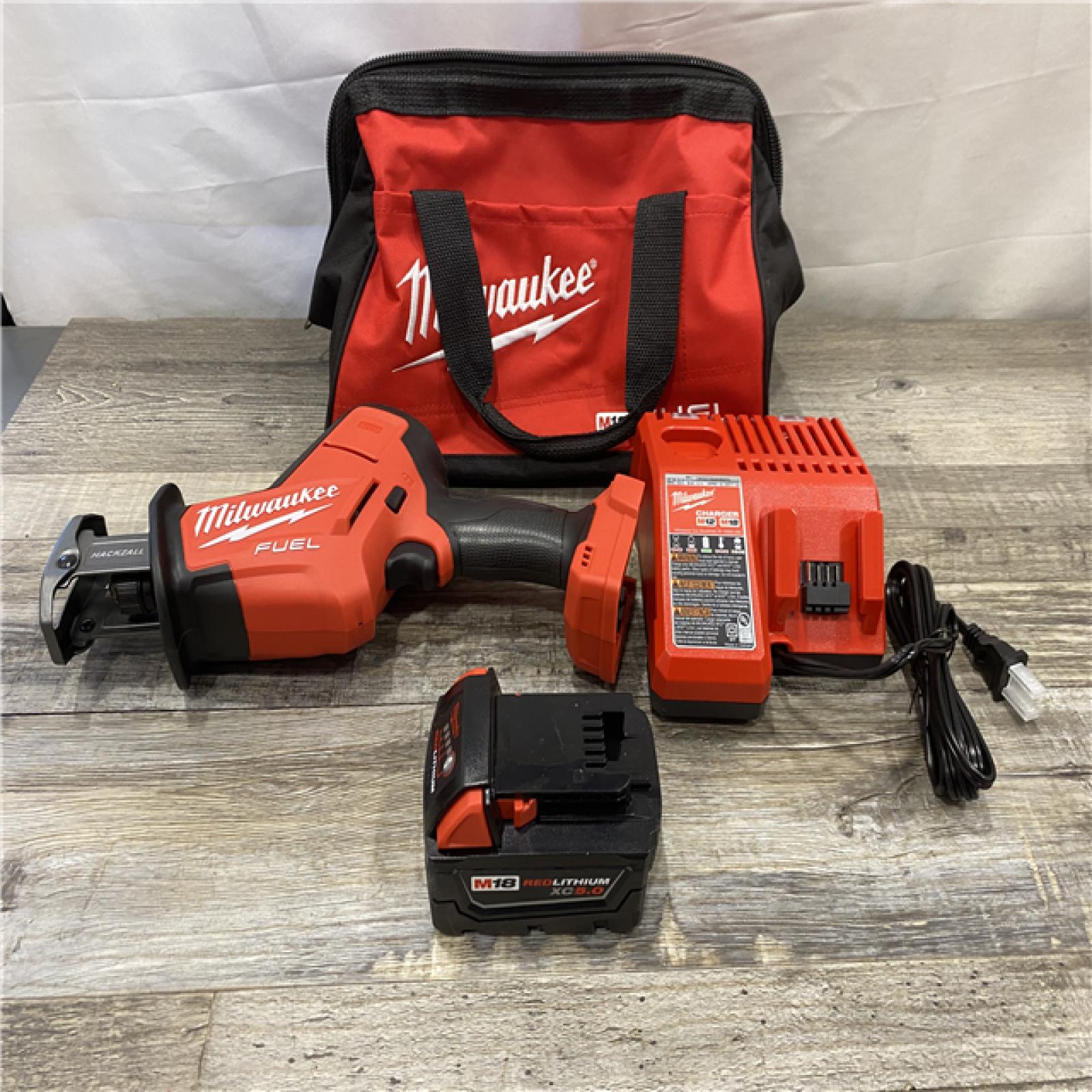 AS-IS Milwaukee FUEL 18V Lithium-Ion Brushless Cordless HACKZALL Reciprocating Saw Kit