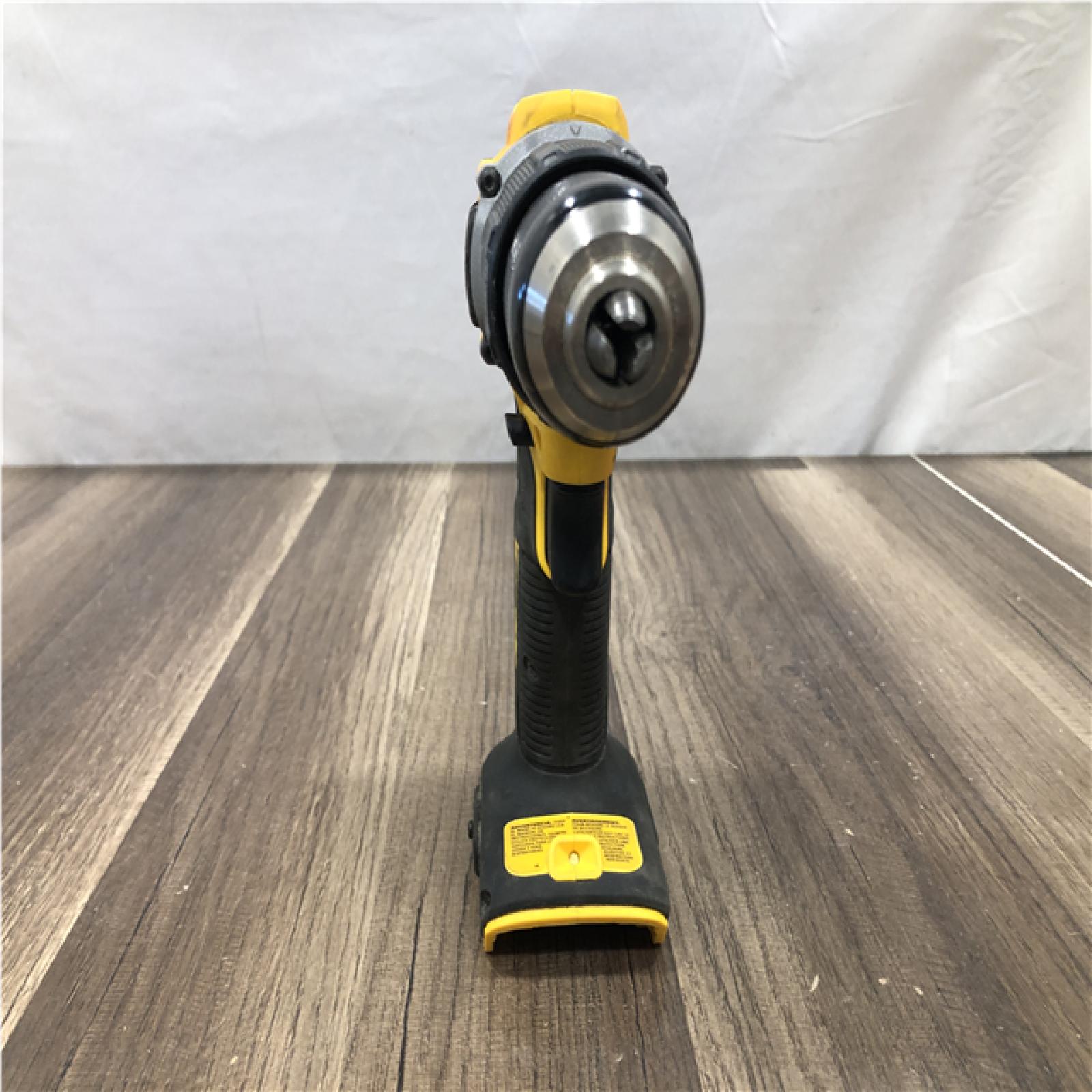 AS-IS DEWALT ATOMIC 20V Lithium-Ion Cordless 1/2 in. Hammer Drill Kit