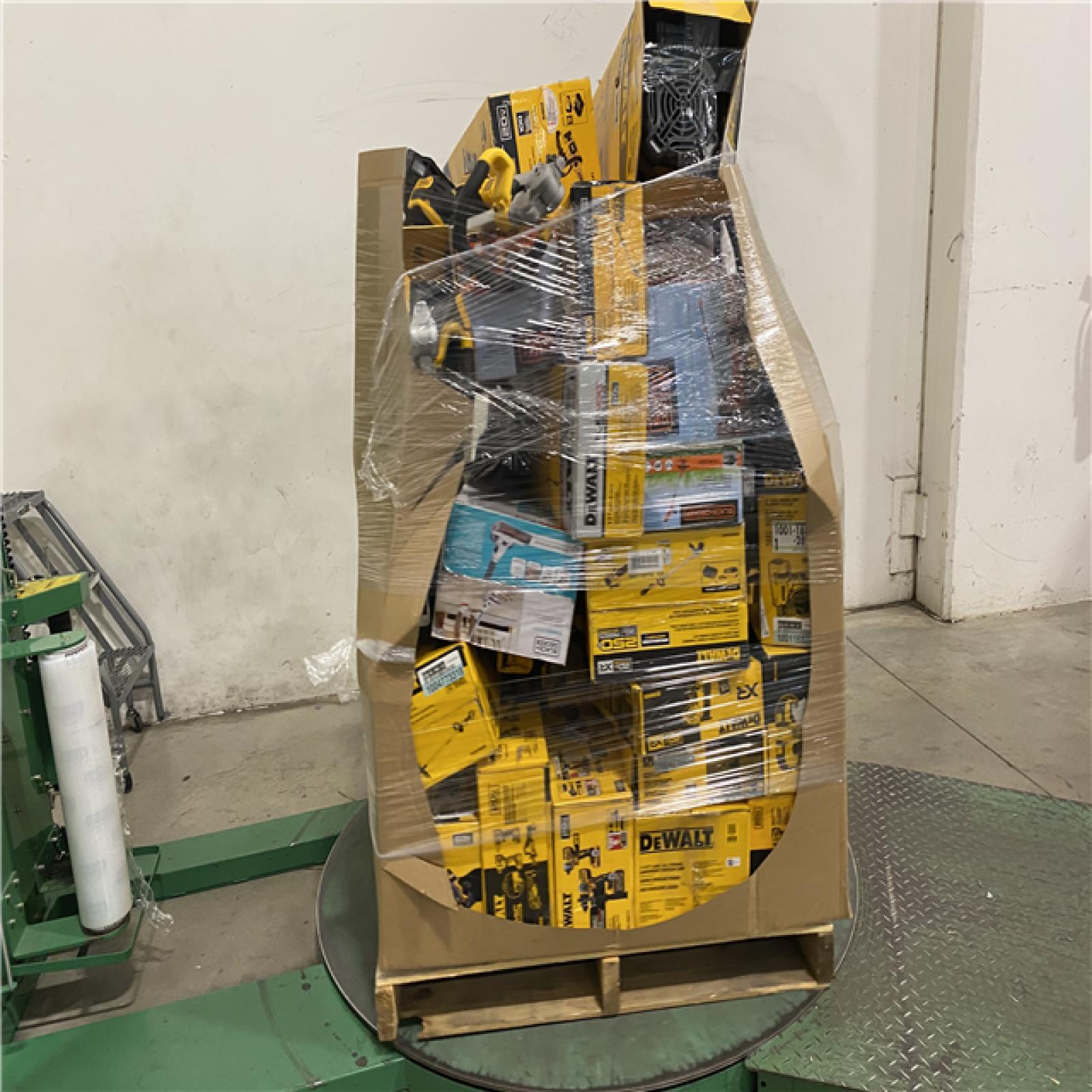 Dallas Location - As-Is DEWALT Tool Pallet
