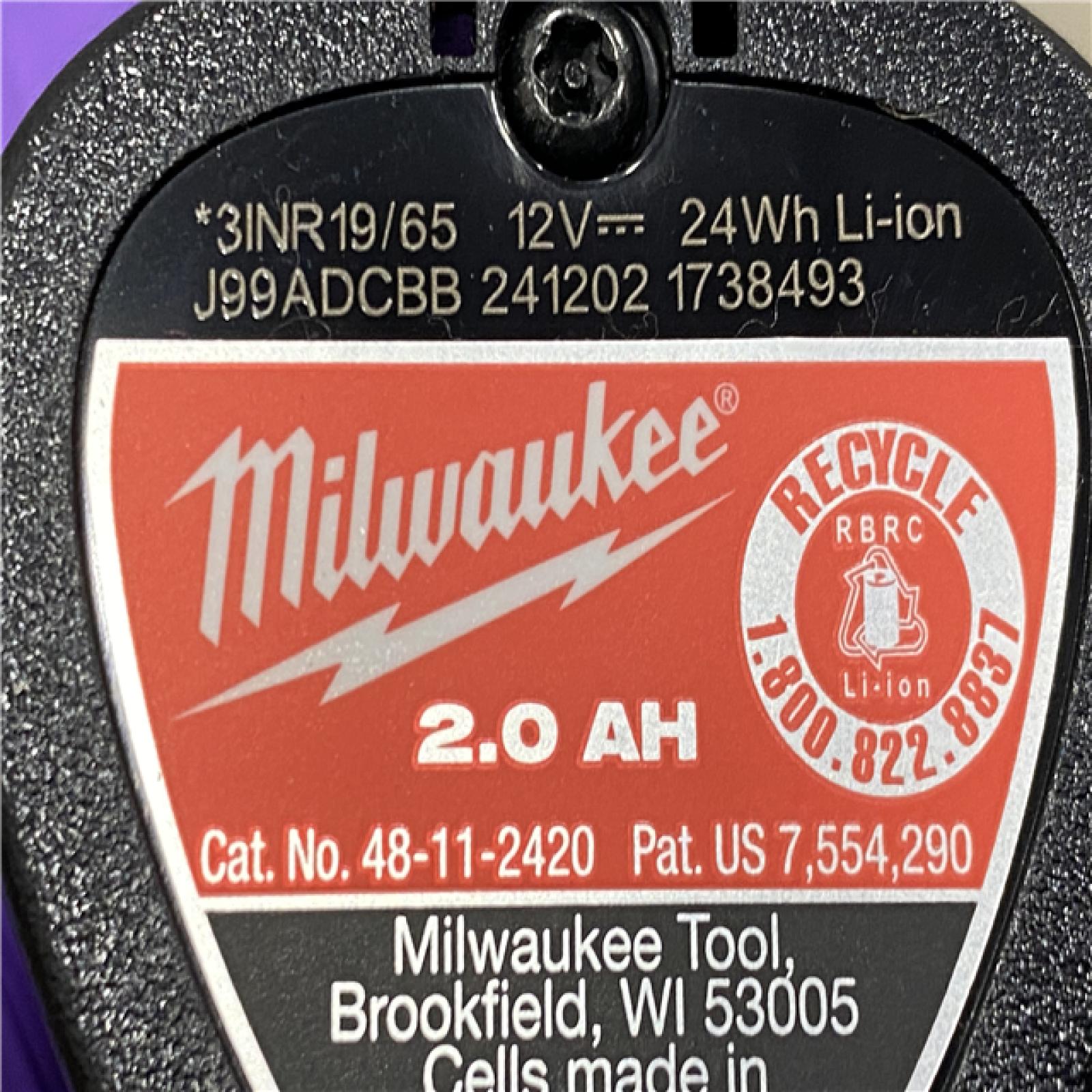 AS-IS Milwaukee Women's Large  12-Volt Lithium-Ion Cordless Gray Heated Jacket Hoodie Kit