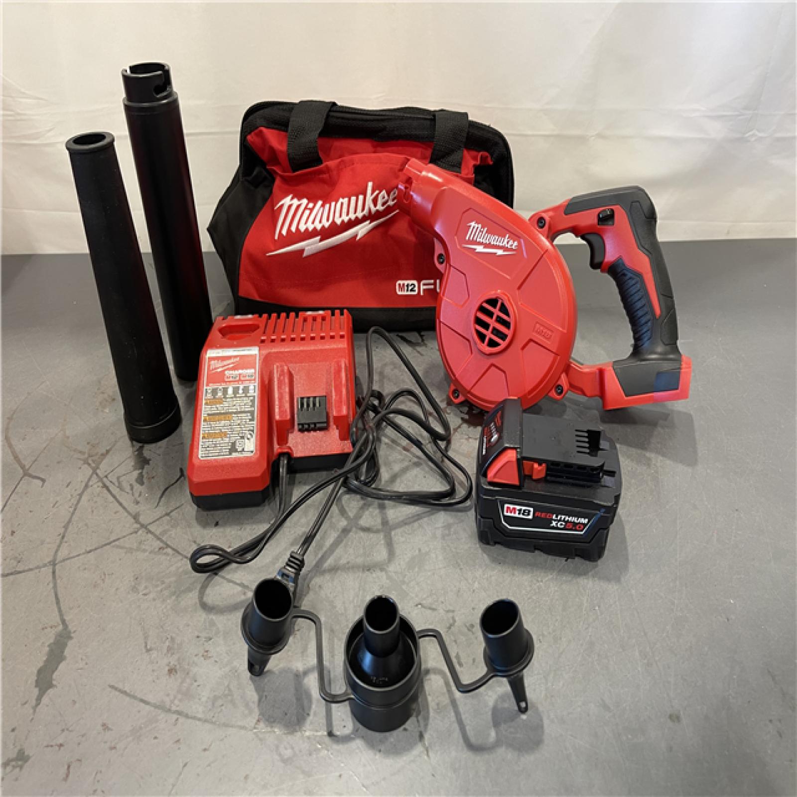 AS-IS - Milwaukee M18 18-Volt Lithium-Ion Cordless Compact Blower Kit