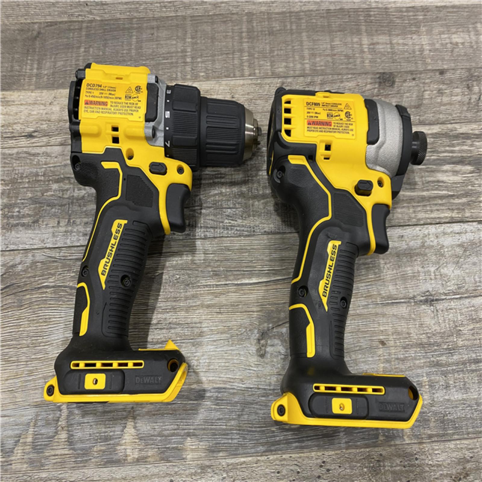 AS-IS DEWALT ATOMIC 20-Volt MAX Lithium-Ion Cordless Combo (2-Tool) Kit