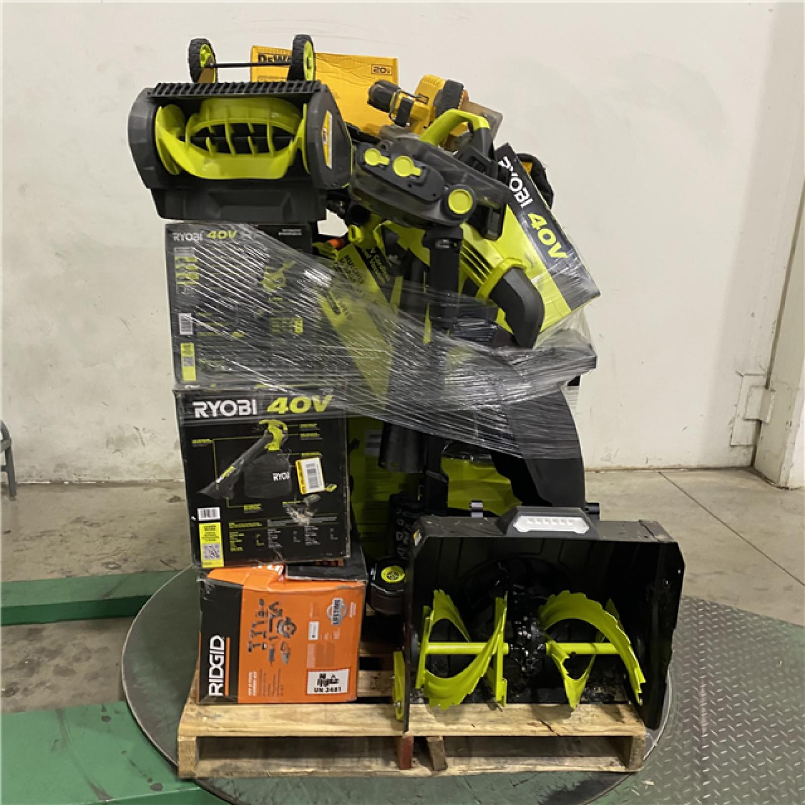 Dallas Location - As-Is Tool Pallet