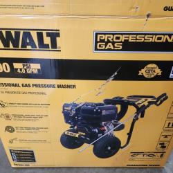 Phoenix NEW DEWALT 4400 PSI 4.0 GPM Cold Water Gas Pressure Washer