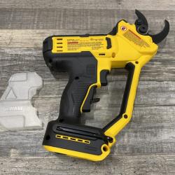AS-IS DEWALT 20V MAX Cordless Battery Powered Pruner Kit