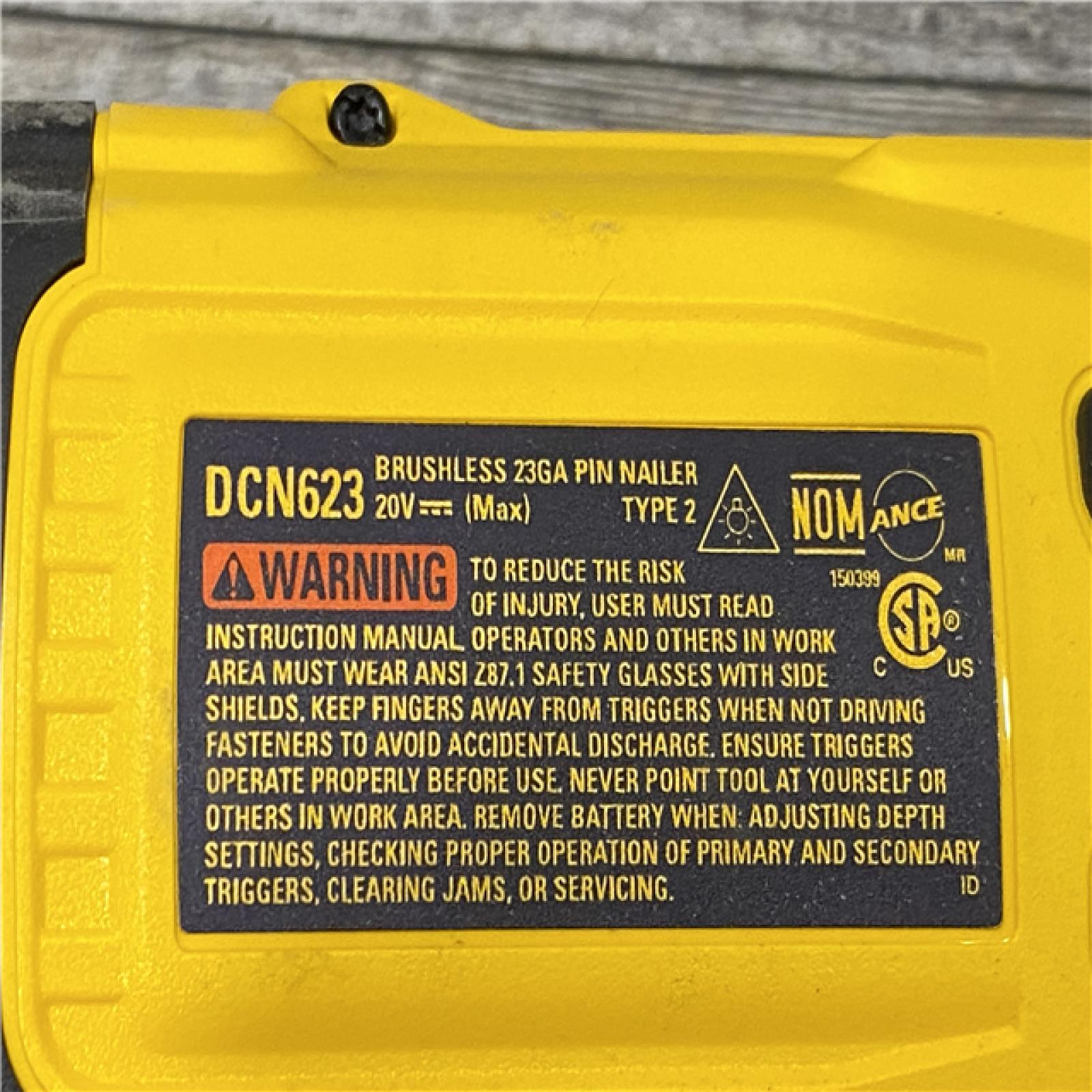 AS-IS DEWALT ATOMIC 20V MAX Lithium Ion Cordless 23 Gauge Pin Nailer Kit