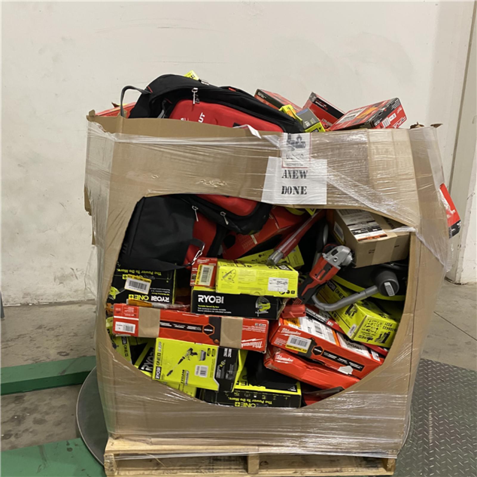 DALLAS LOCATION- AS-IS TOOLS PALLET