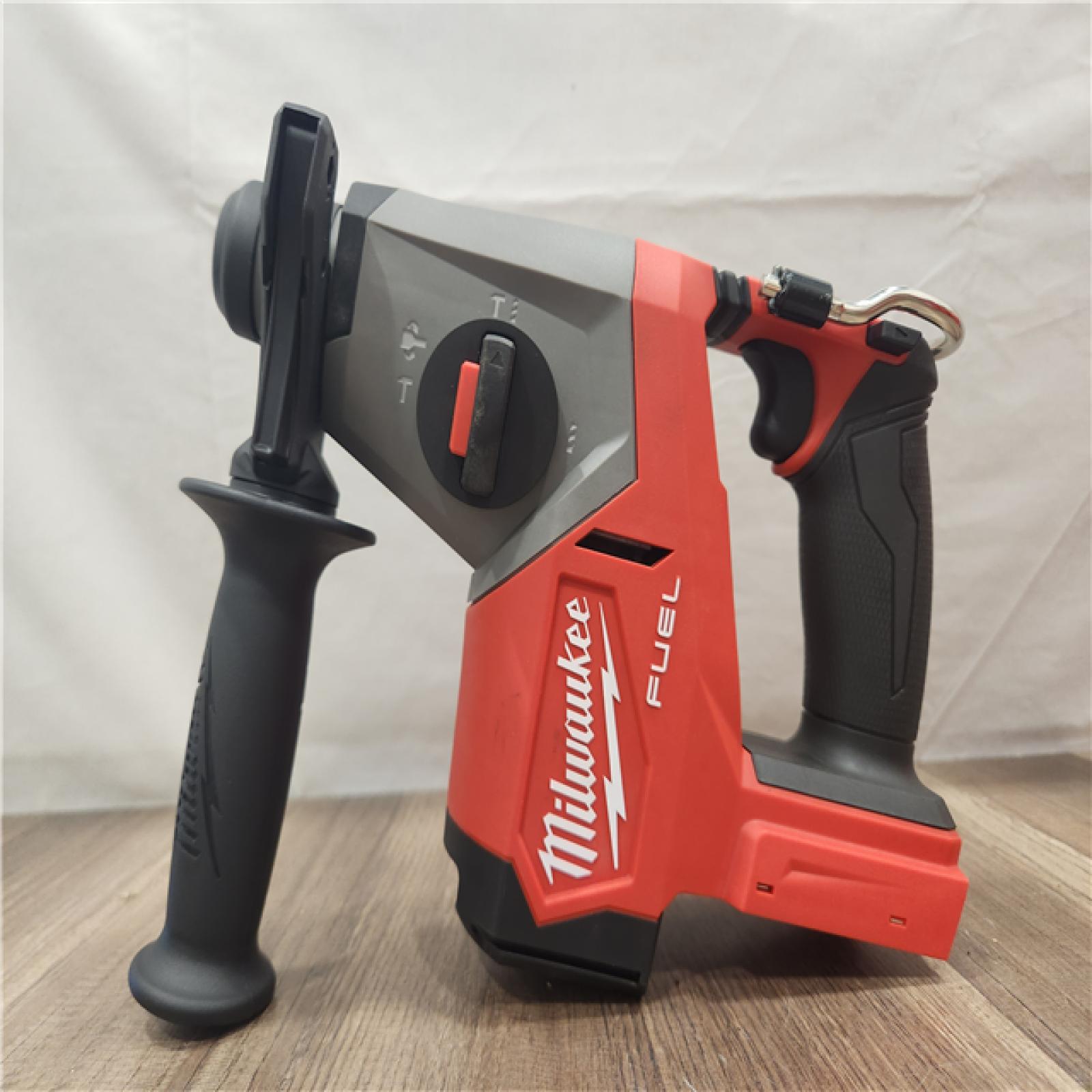 AS-IS- Milwaukee M18 FUEL 18V Lithium-Ion Brushless Cordless 5/8 in. SDS-Plus Rotary Hammer (Tool-Only)