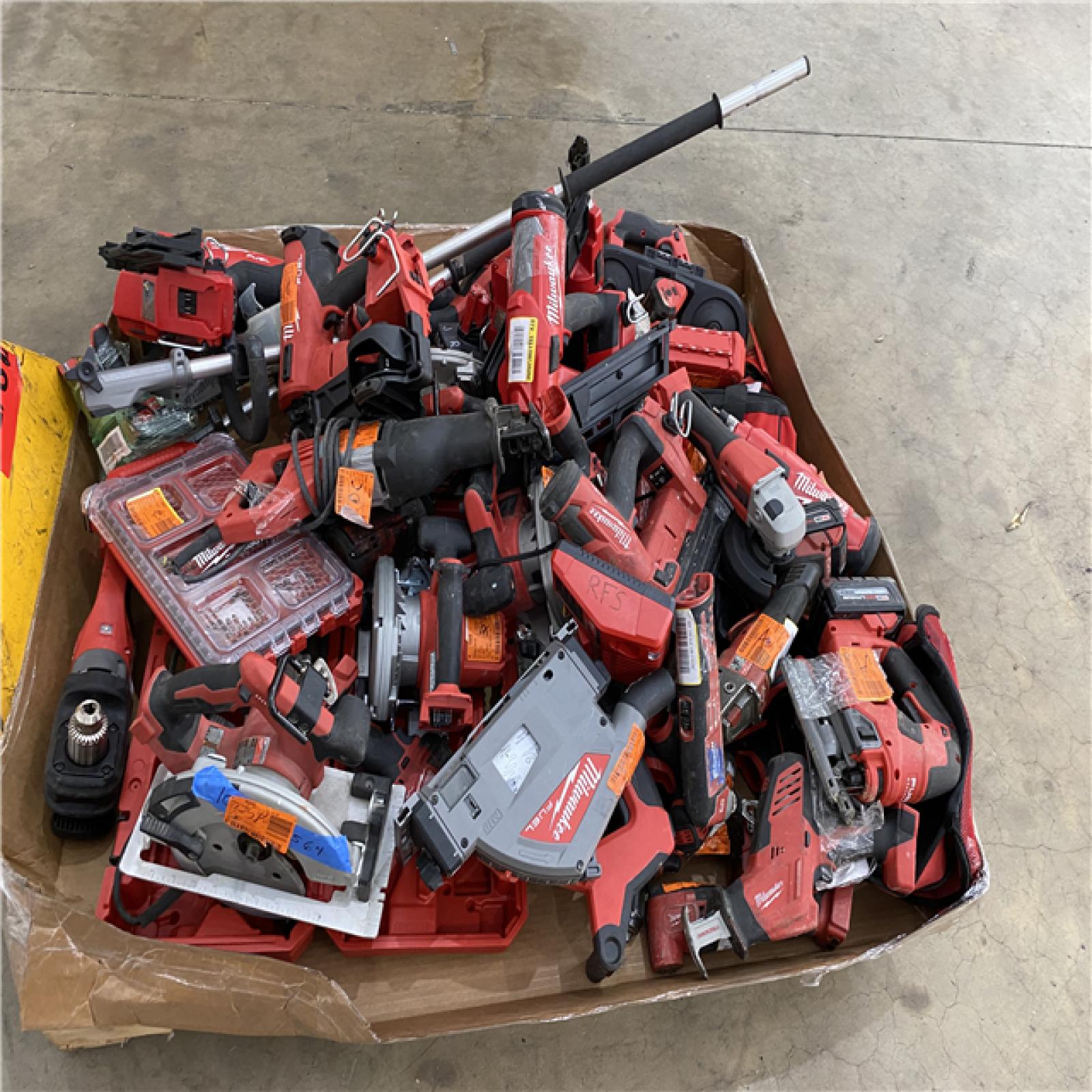 Houston Location AS IS - Tool Pallet
