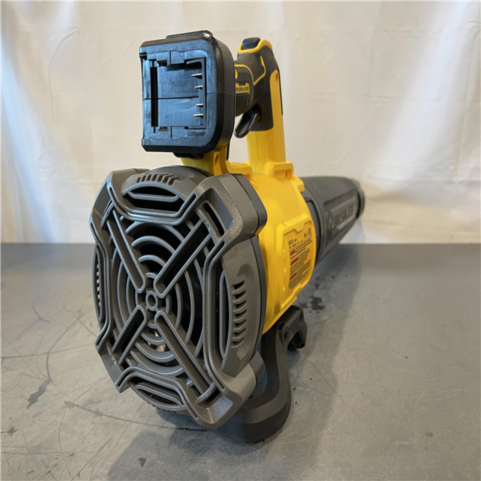 AS-IS - DEWALT 20V MAX 125 MPH 450 CFM Brushless Cordless Battery Powered Blower (Tool Only)