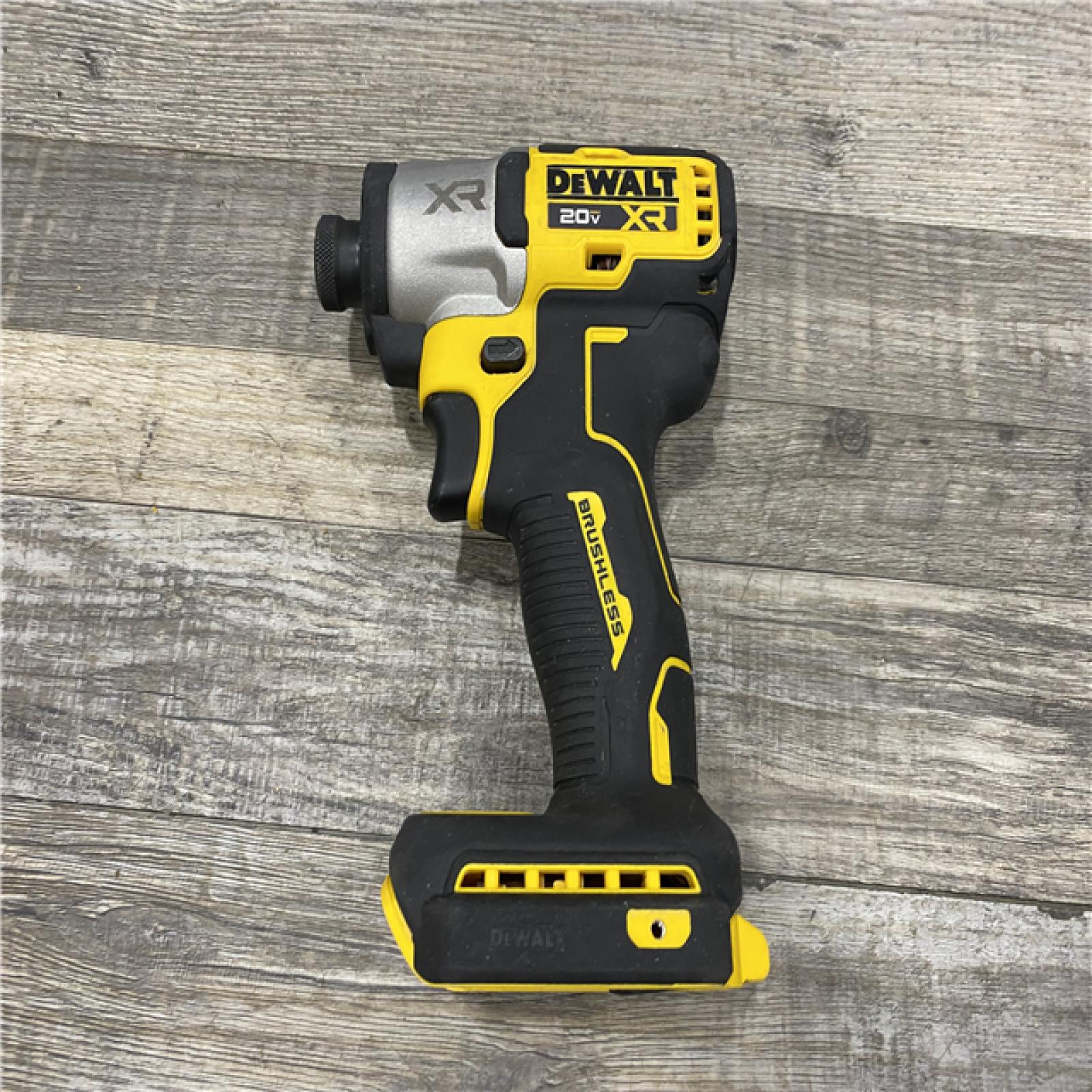 AS-IS DEWALT 20-Volt Maximum XR Lithium-Ion Cordless Brushless 1/4 in. 3-Speed Impact Driver Kit