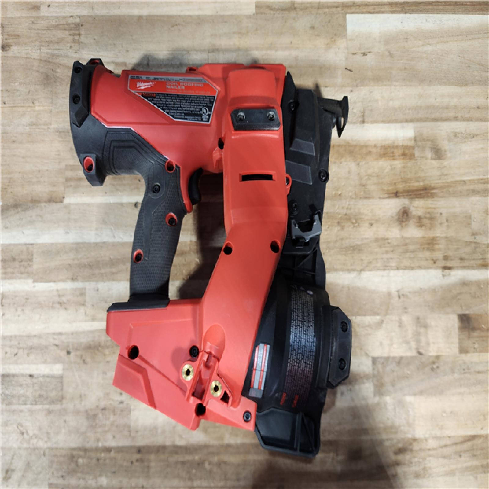 HOUSTON LOCATION - AS-IS Milwaukee FUEL 18-Volt Lithium-Ion Brushless Cordless Coil Roofing Nailer (Tool Only)