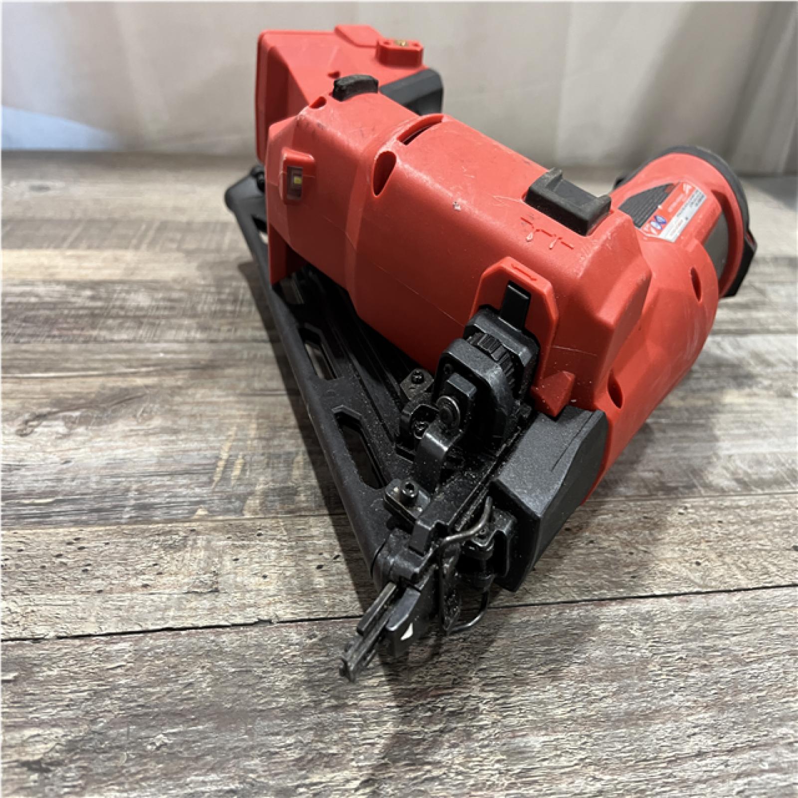 AS-IS Milwaukee FUEL 18V Lithium-Ion Brushless Cordless Gen II 15-Gauge Angled Nailer (Tool-Only)