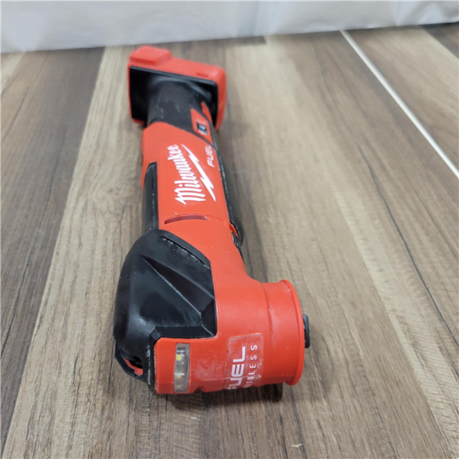 AS-IS  Milwaukee M18 FUEL 18V Lithium-Ion Cordless Brushless Oscillating Multi-Tool (Tool-Only)