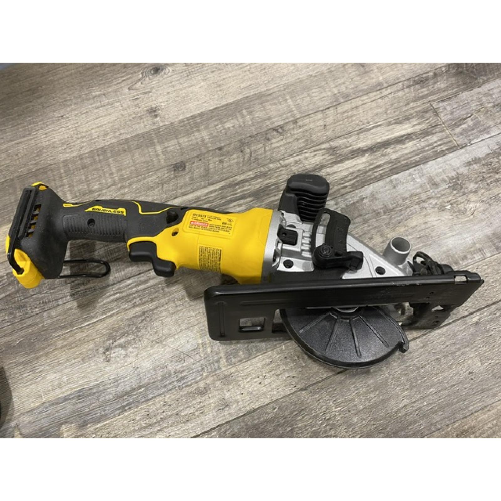 AS-IS DEWALT ATOMIC 20V MAX Cordless Brushless 4-1/2 in. Circular Saw (Tool Only)