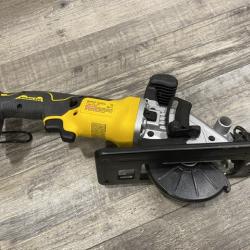 AS-IS DEWALT ATOMIC 20V MAX Cordless Brushless 4-1/2 in. Circular Saw (Tool Only)