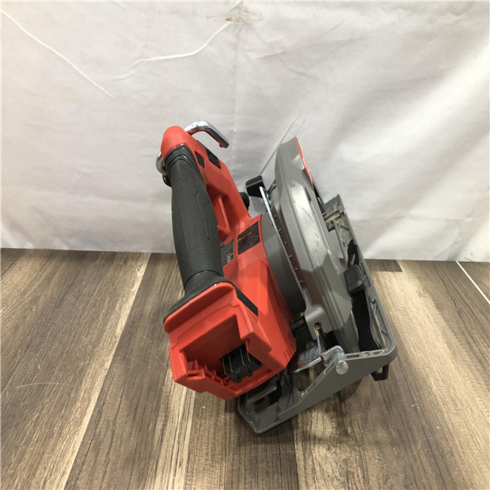 AS-IS Milwaukee FUEL 18V Lithium-Ion Brushless Cordless 7-1/4 in. Circular Saw (Tool-Only)