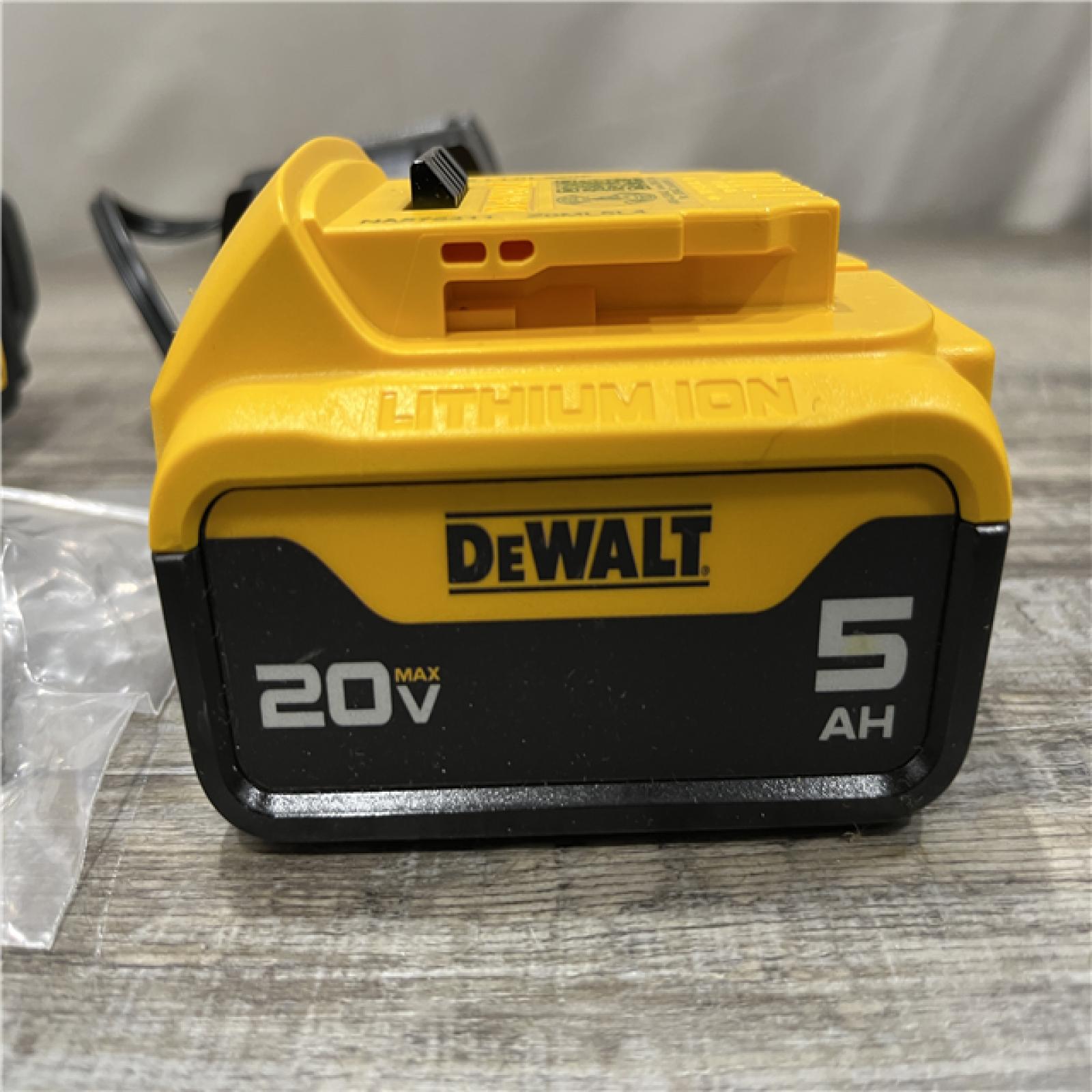 AS-IS DEWALT ATOMIC 20V Lithium-Ion Cordless 1/2 in. Hammer Drill Kit