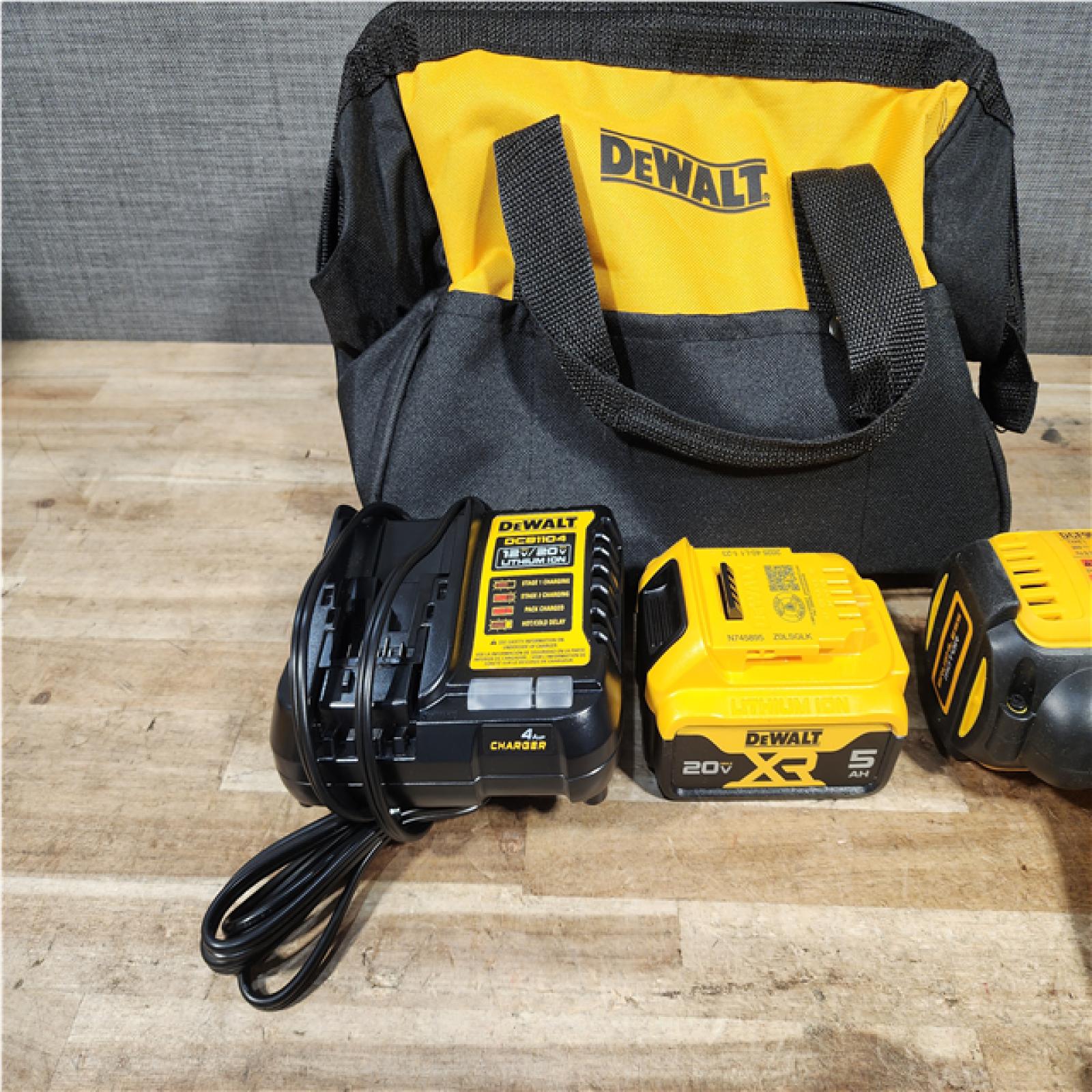 HOUSTON LOCATION - AS - IS DEWALT 20V MAX Lithium-Ion Cordless 1/2 in. Impact Wrench Kit