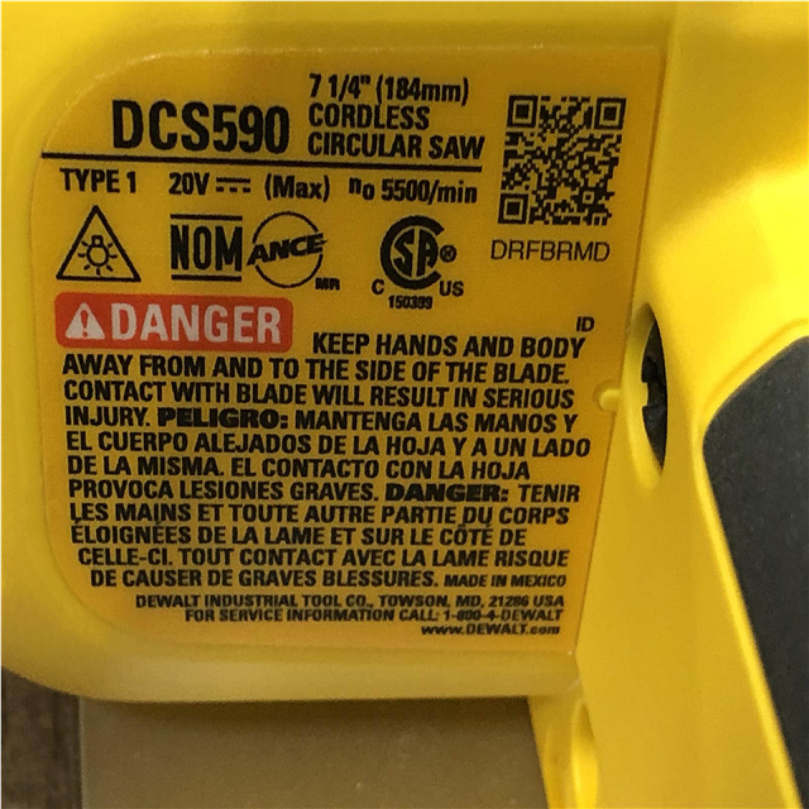 AS-IS DEWALT 20-Volt MAX 7-1/4 in. Cordless Circular Saw (Tool Only)