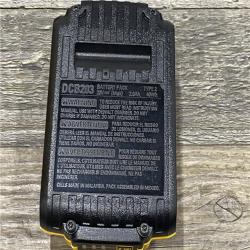 AS-IS DEWALT ATOMIC 20V MAX Lithium Ion Cordless 23 Gauge Pin Nailer Kit