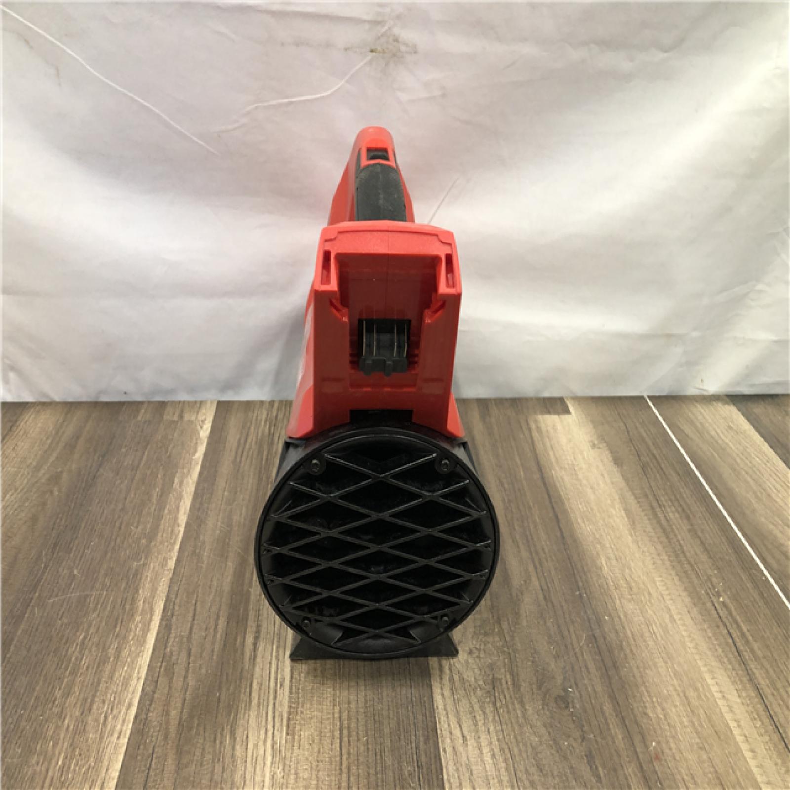 AS-IS Milwaukee  FUEL 120 MPH 500 CFM 18V Brushless Cordless Battery Powered Leaf Blower Kit