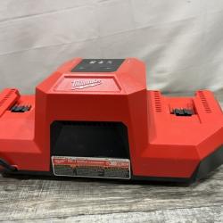 AS-IS Milwaukee 18V Dual Bay Simultaneous Super Charger (Tool-Only)