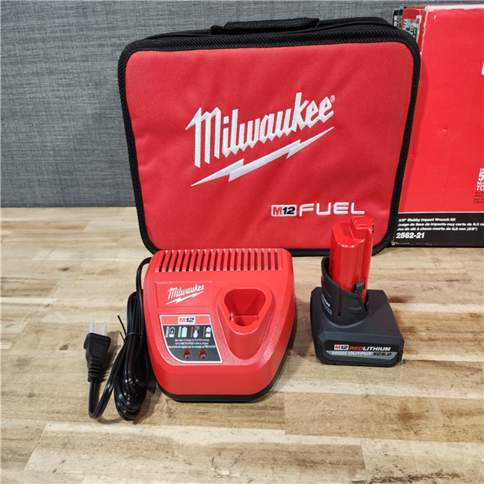HOUSTON LOCATION - AS-IS (APPEARS LIKE NEW) Milwaukee FUEL 12V Li-Ion Brushless Cordless Stubby 3/8 in. Impact Wrench Kit