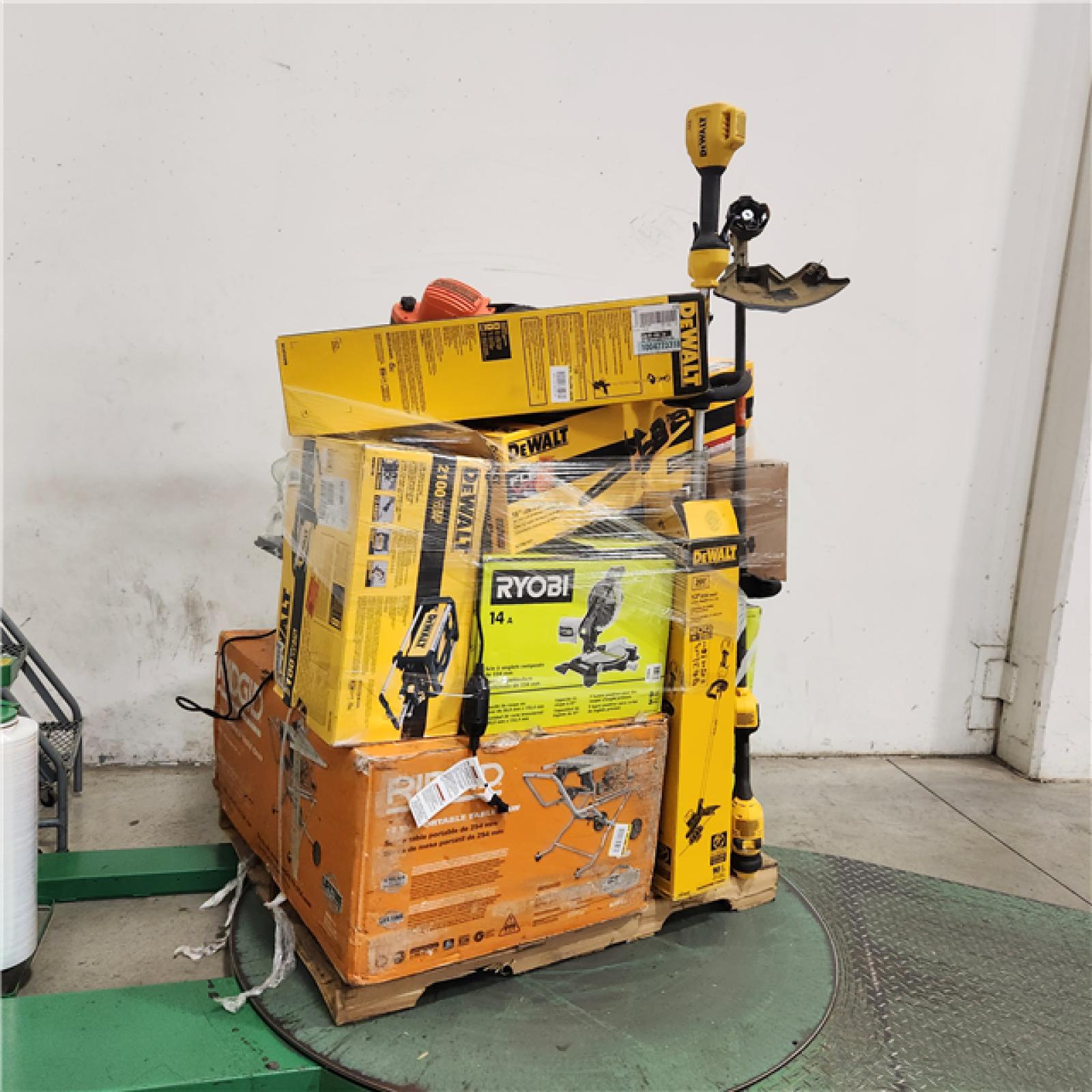 Dallas Location - As-Is Tool Pallet
