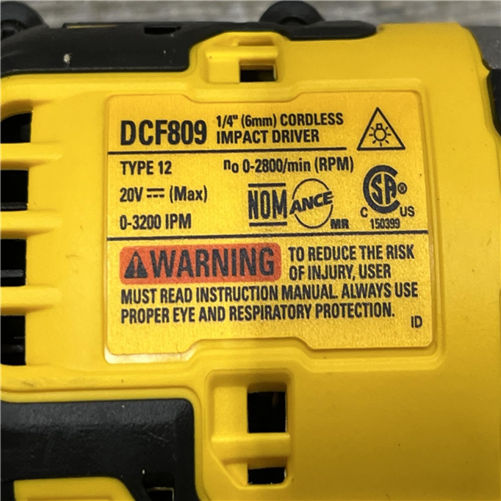AS-IS DEWALT ATOMIC 20-Volt MAX Lithium-Ion Cordless Combo Kit