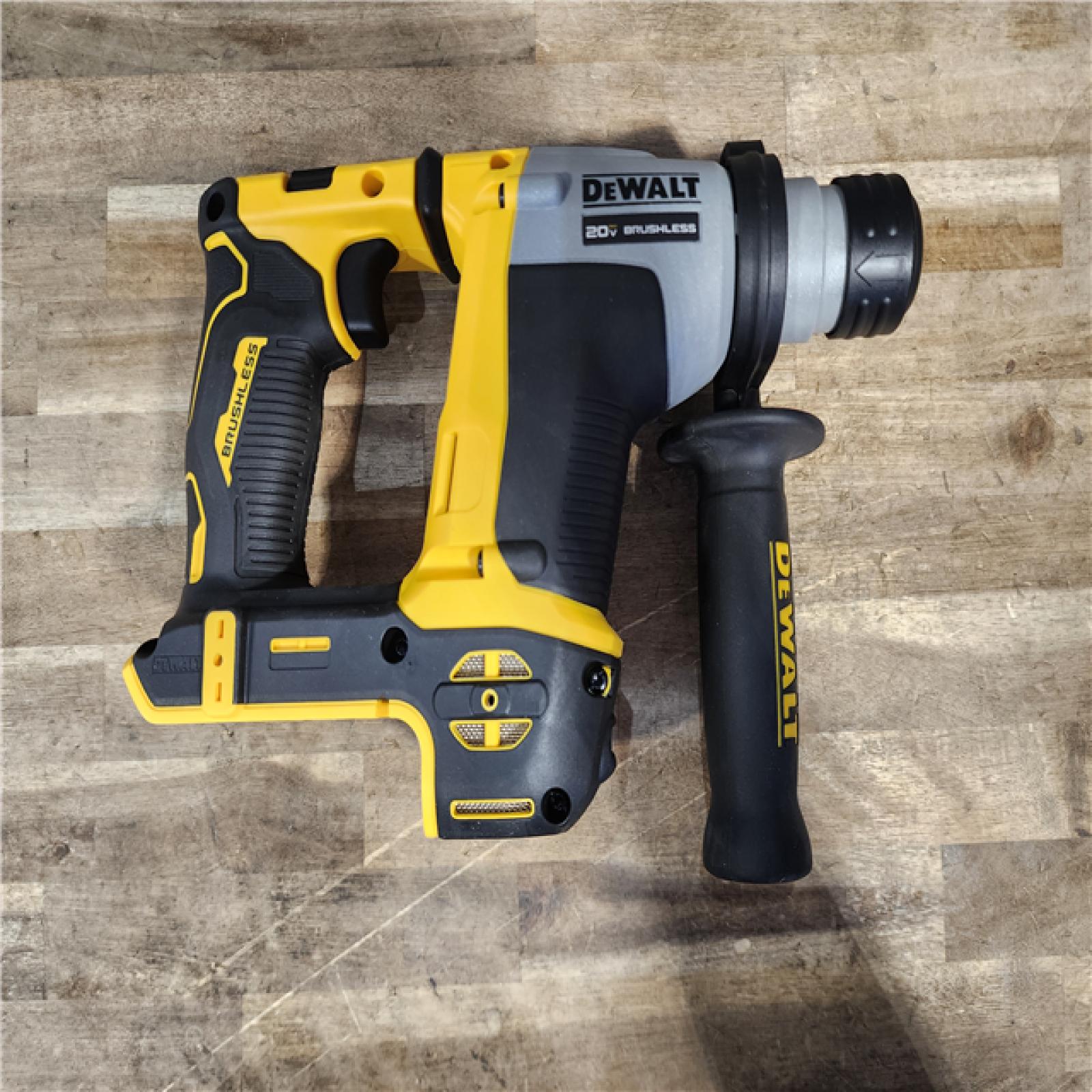 HOUSTON LOCATION - AS-IS Dewalt DCH172B MAX Atomic 20V 5/8 Inch Brushless Cordless SDS Plus Rotary Hammer (Tool Only)
