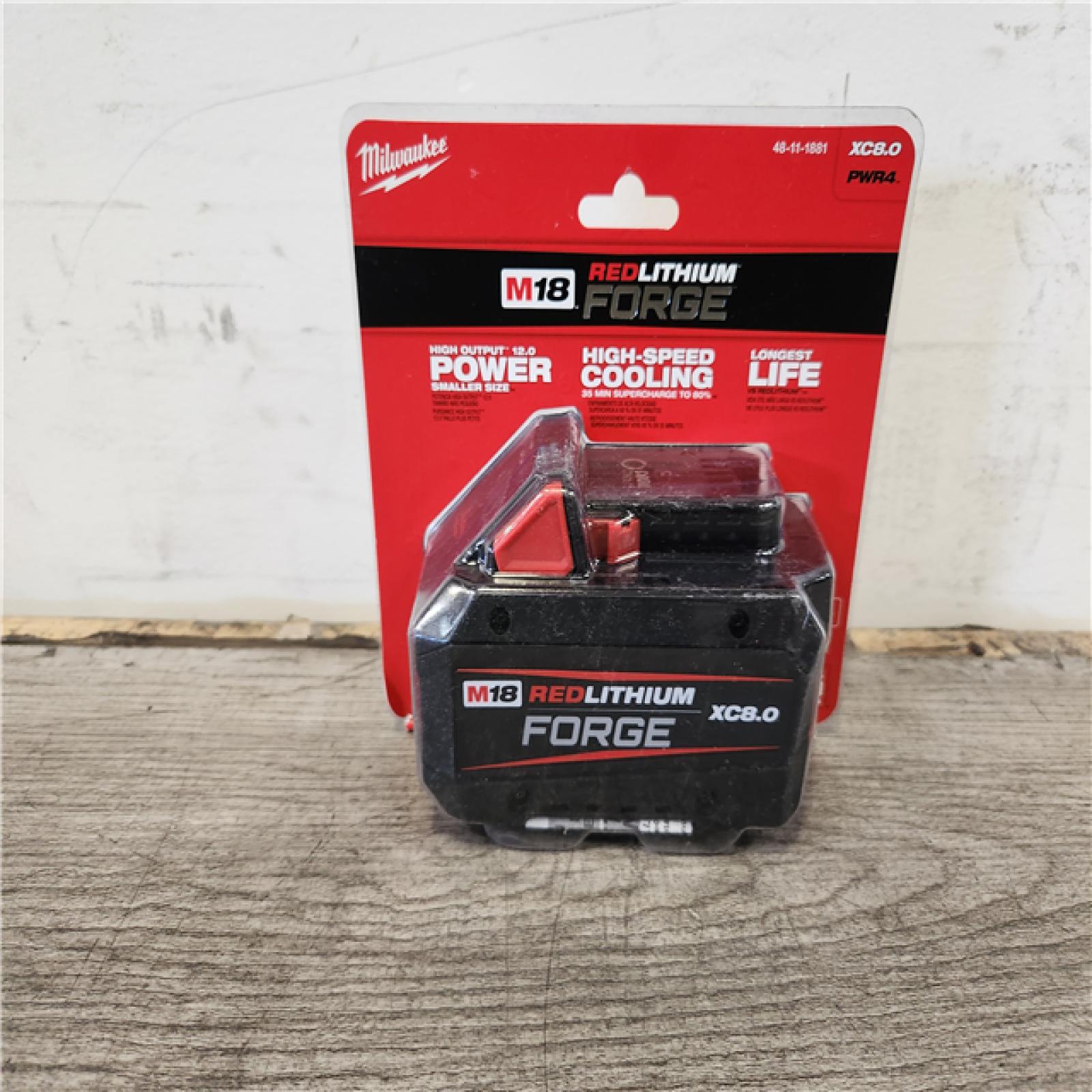 Phoenix Location NEW Milwaukee M18 18V Lithium-Ion REDLITHIUM FORGE HD 12.0 Ah Battery Pack (Sealed)