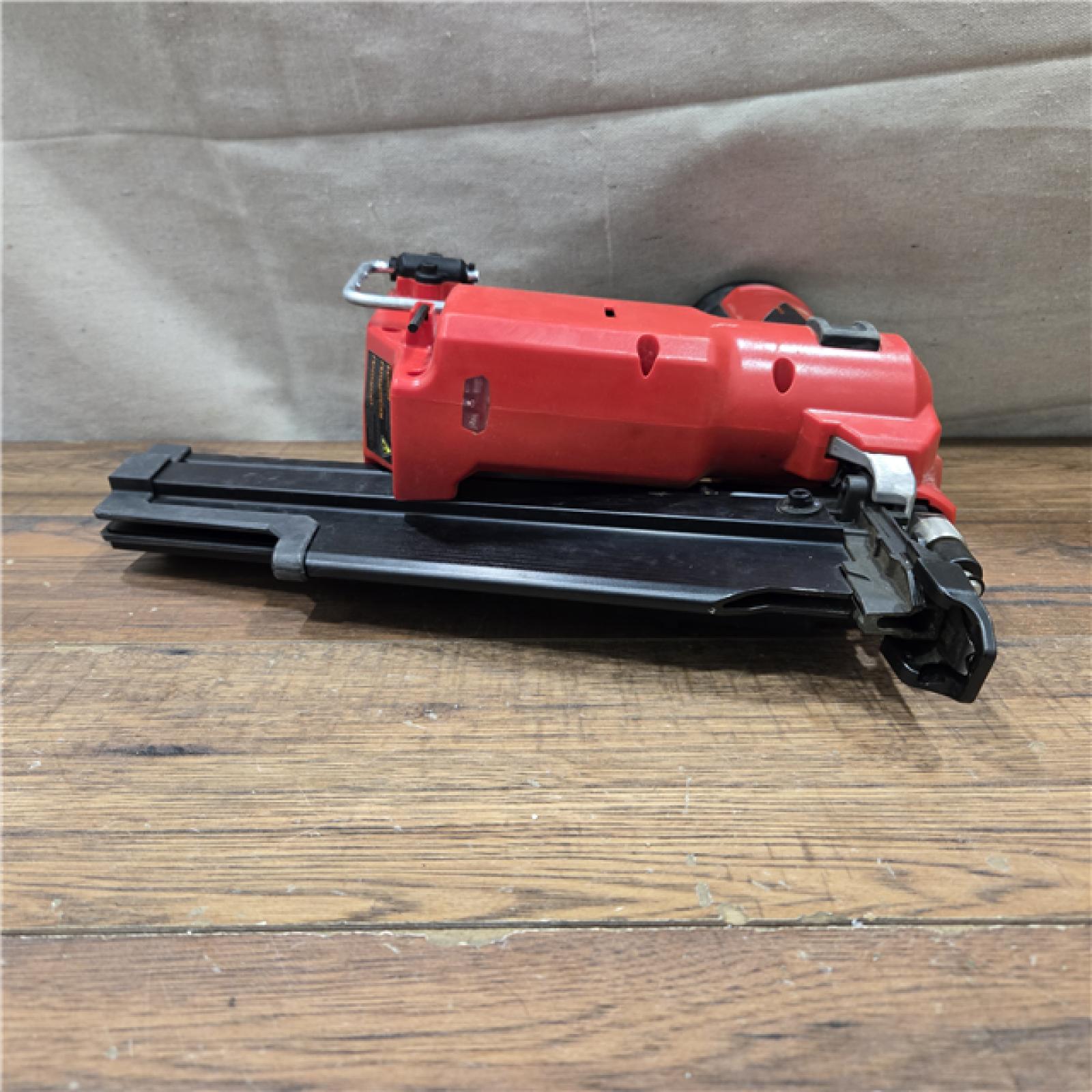 AS-IS Milwaukee 2744-20 M18 FUEL 21-Degree Cordless Framing Nailer (Tool Only)