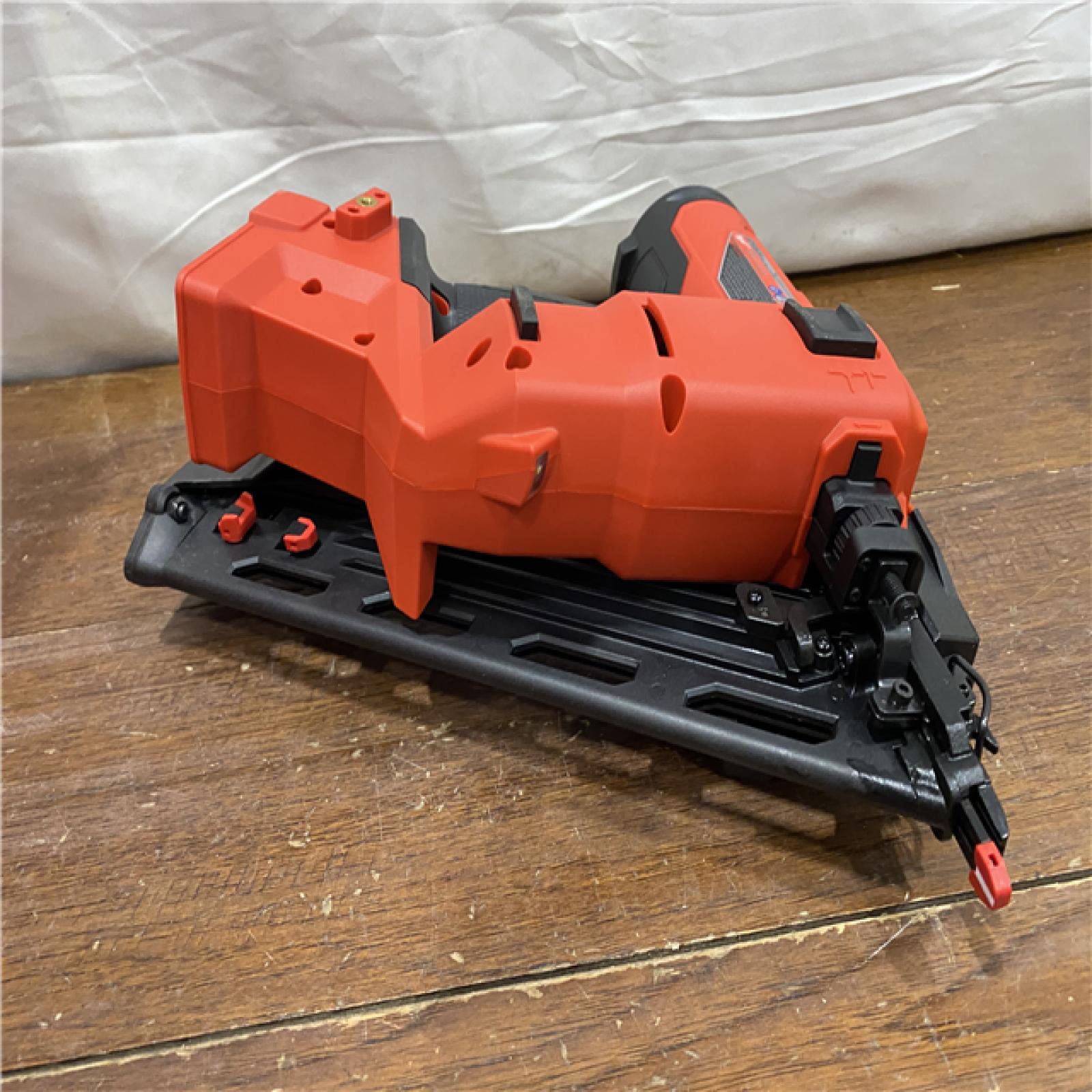 AS-IS Milwaukee 2839-20 M18 FUEL 15 Ga. 18 Volt Brushless Angled Finish Nailer