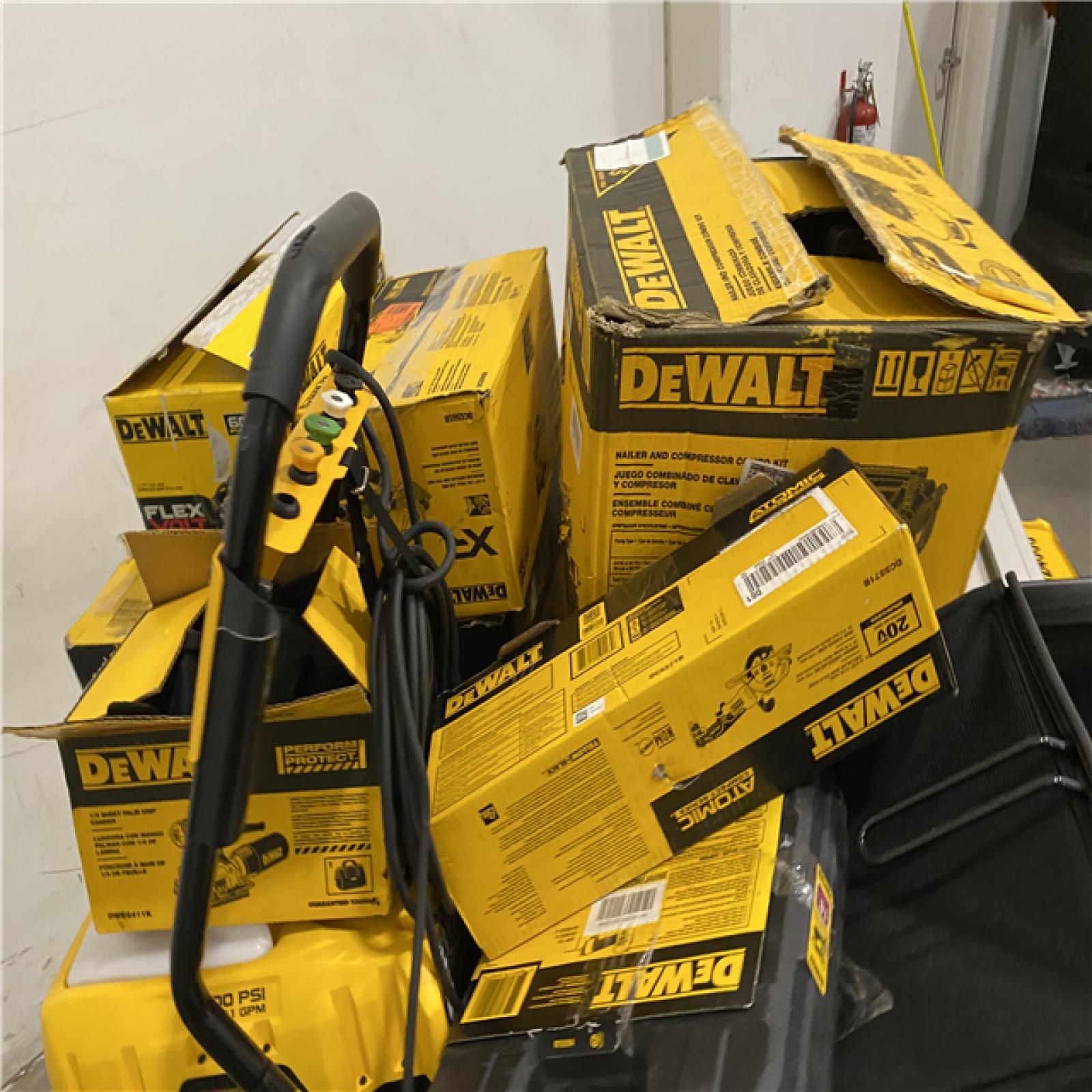 Dallas Location - As-Is DEWALT Tool Pallet
