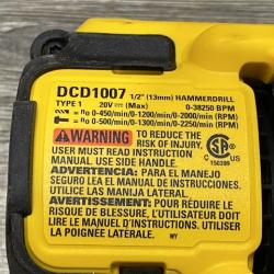 AS-IS DEWALT Atomic 20V Max Lithium-Ion Brushless Cordless Compact 1/4 in. Impact Driver Kit