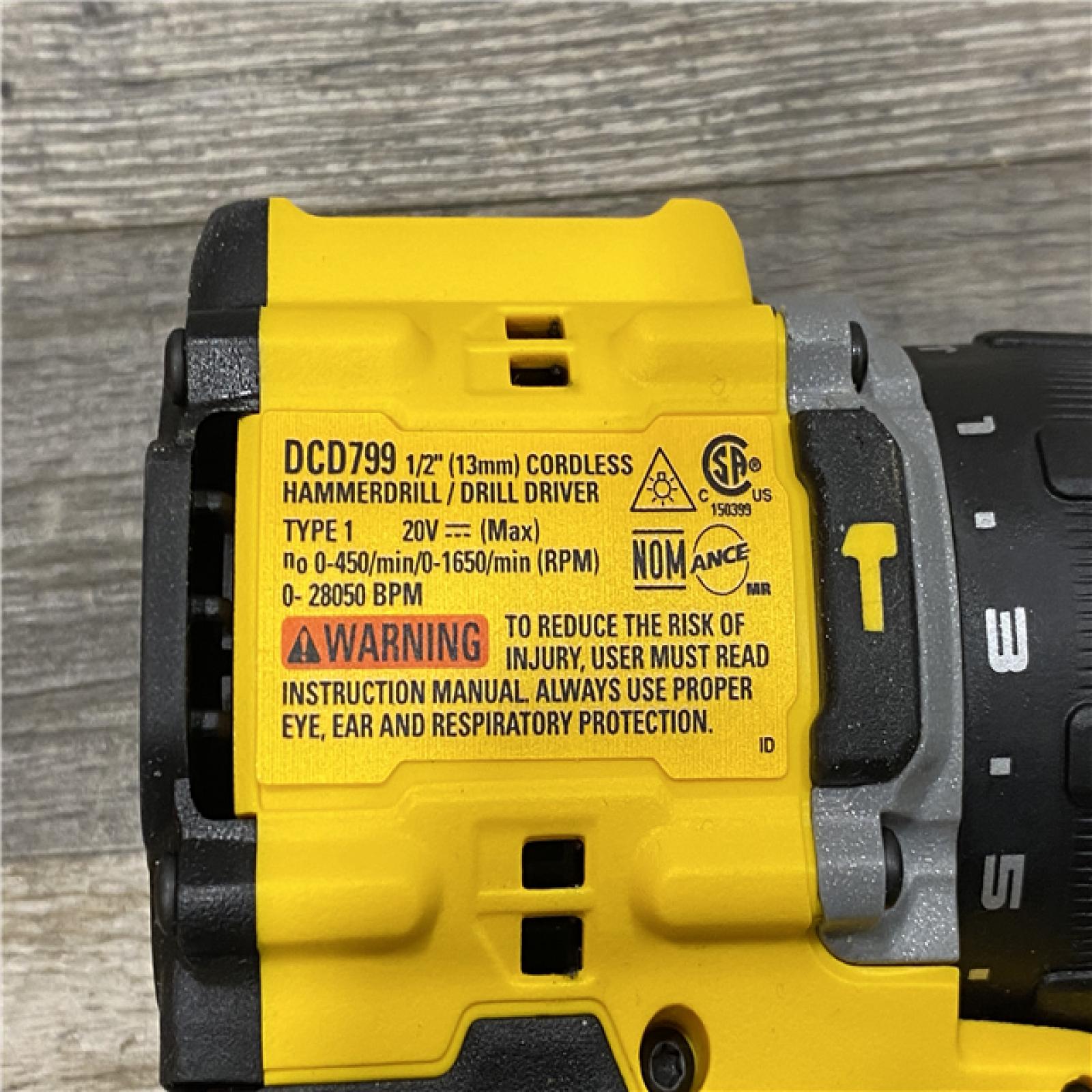 AS-IS DEWALT ATOMIC 20V MAX Lithium-Ion Cordless 2-Tool Combo Kit