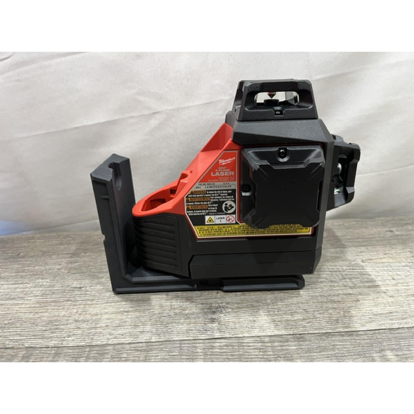 AS-IS Milwaukee 12-Volt Lithium-Ion Cordless Green 250 ft. 3-Plane Laser Level Kit