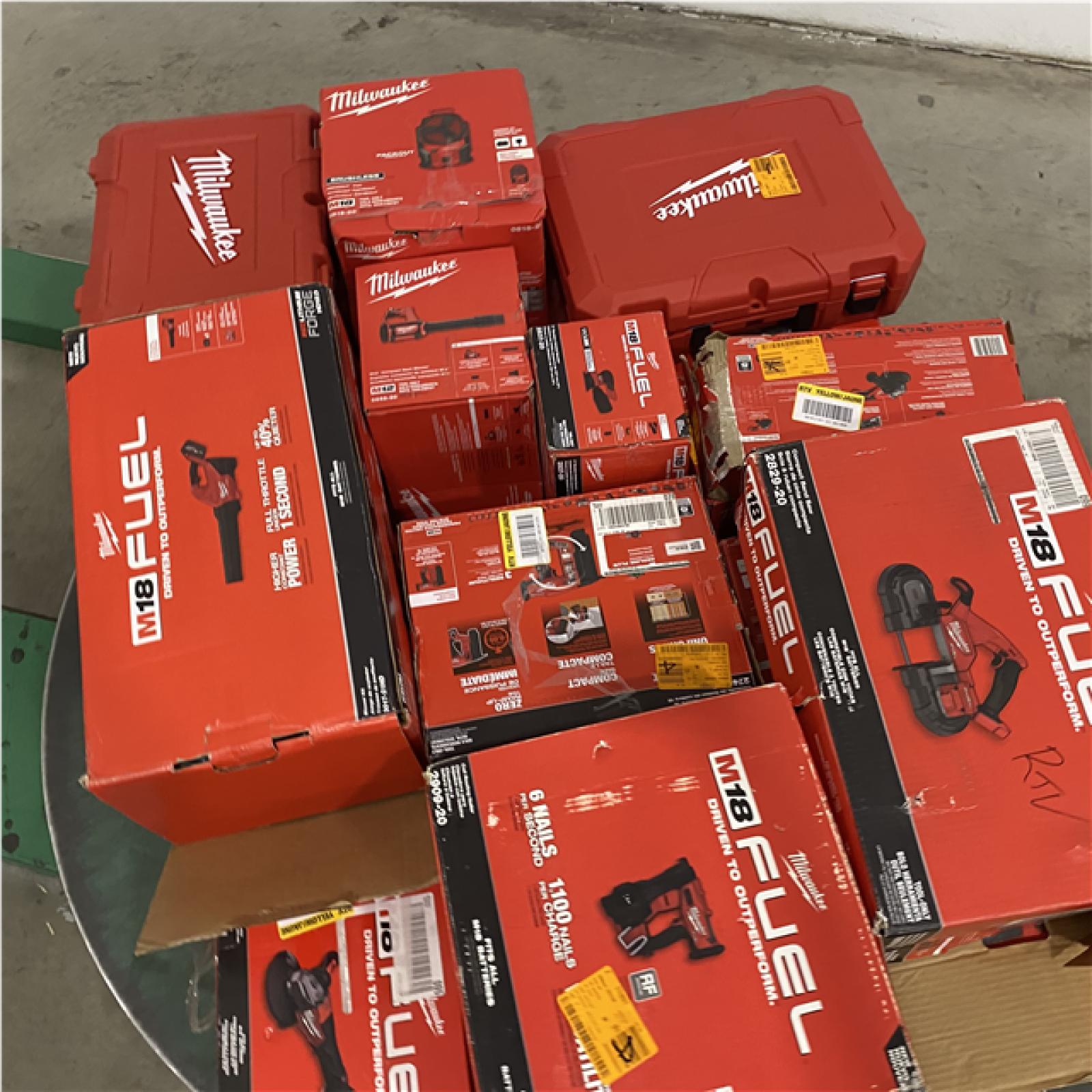 Dallas Location - As-Is Tool Pallet