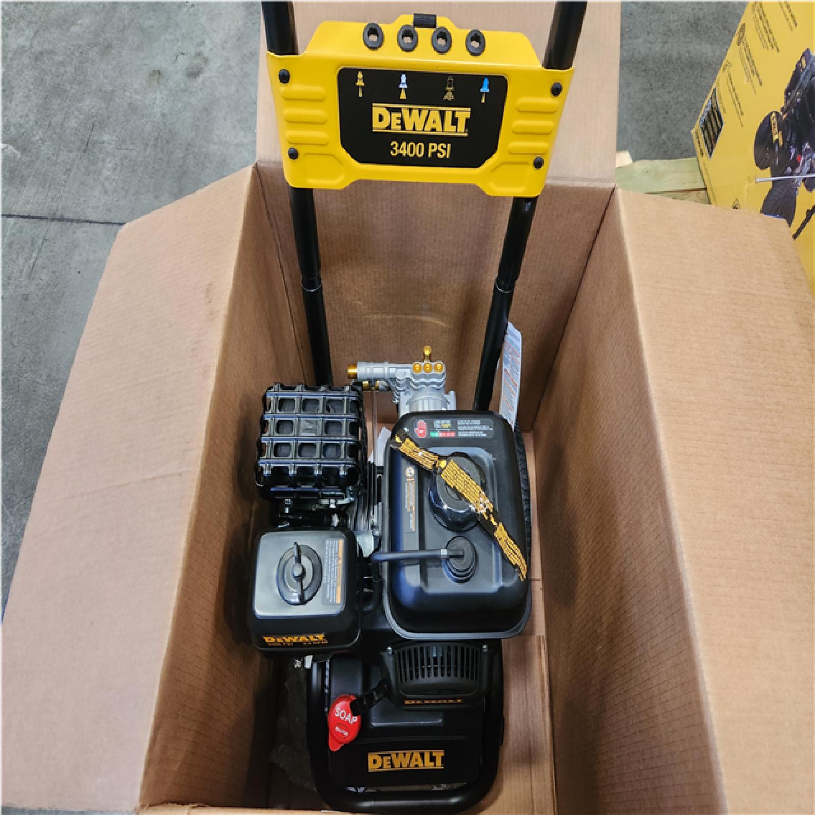 Phoenix NEW DEWALT 3400 PSI 2.5 GPM Gas Pressure Washer with Maintenance-Free Pump, Heavy-Duty Commercial Cold Water Power Washer (No Gun)