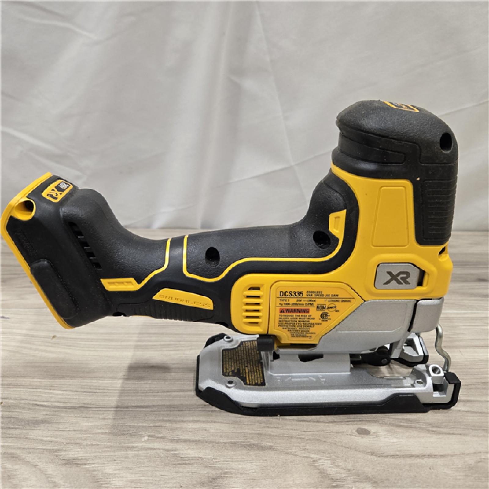 AS-IS DEWALT 20V MAX XR Cordless Barrel Grip Jigsaw (Tool Only)