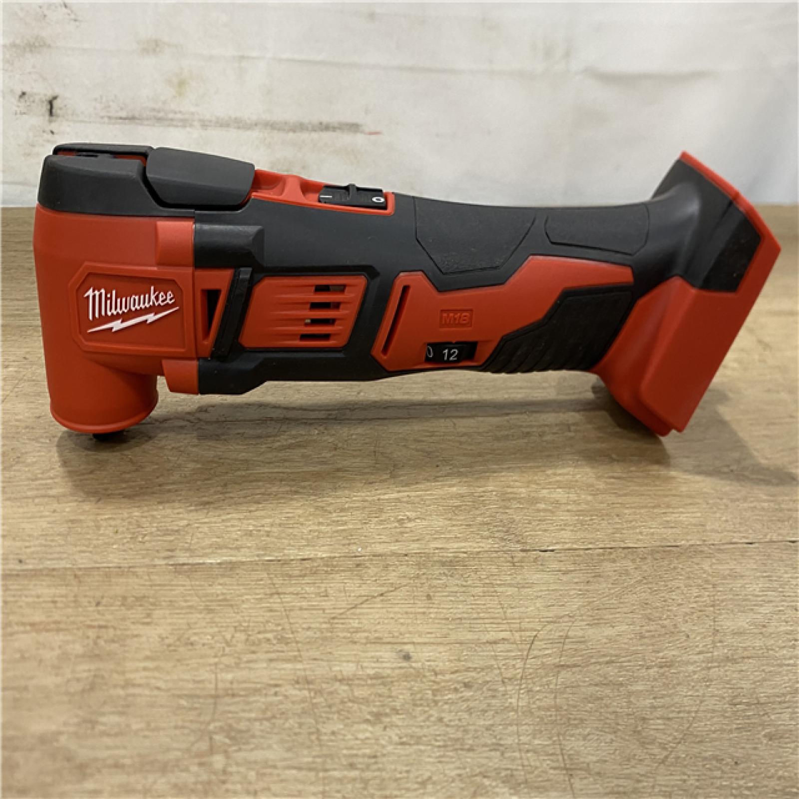 AS-IS Milwaukee 18V Lithium-Ion Cordless Oscillating Multi-Tool (Tool-Only)