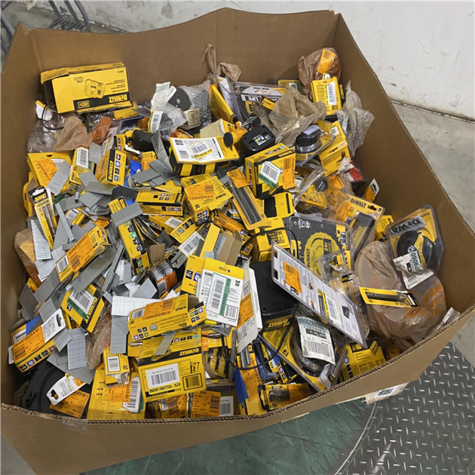 Dallas Location - As-Is DEWALT Tool Pallet