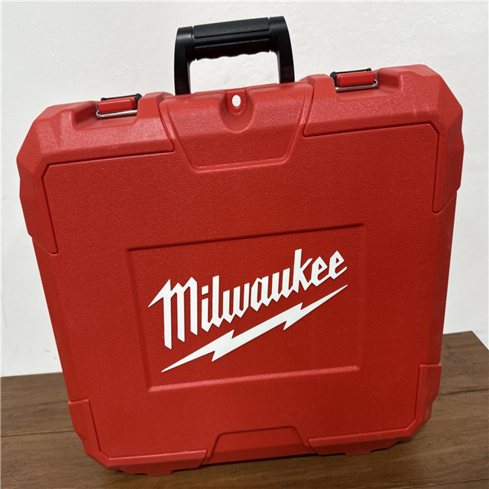 California Milwaukee M12 Green Laser Kit 360 degree 3-Plane