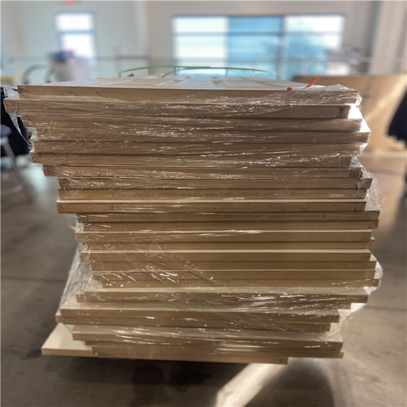 DALLAS LOCATION - JELD-WEN 28 in. x 80 in. Rockport Primed Smooth Molded Composite MDF Interior Door Slab - 26 UNITS