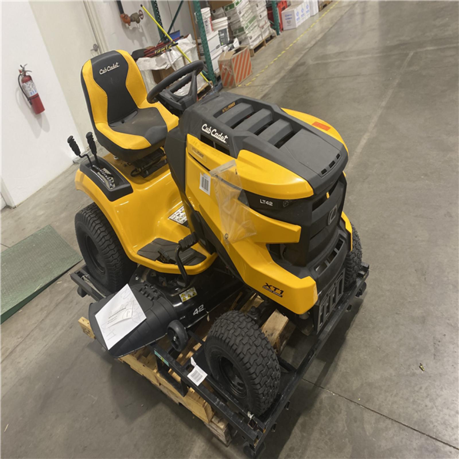 Dallas Location - As-Is Cub Cadet XT1 LT42 INTELLIPOWER Riding Mower