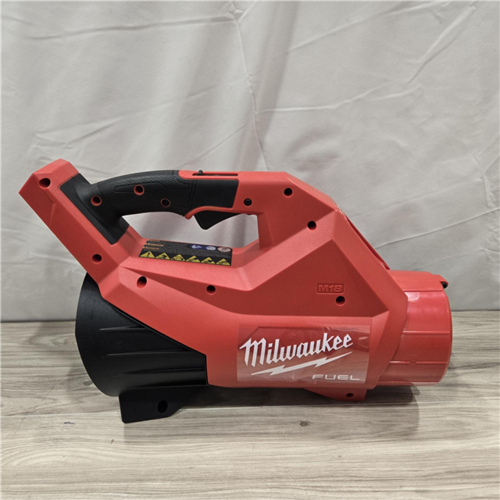 AS-IS Milwaukee M18 FUEL 18V Cordless Handheld Blower (Tool-Only)