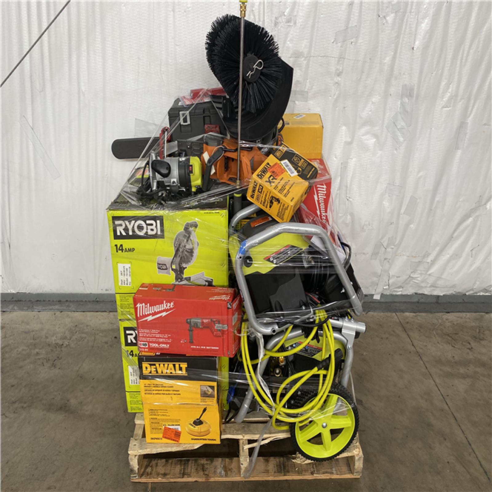 Houston Location AS IS - Tool Pallet