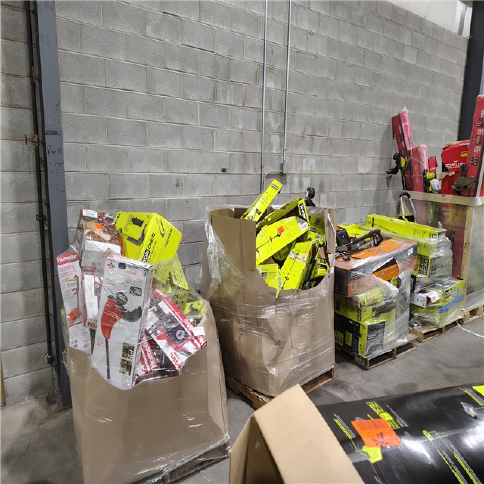 Pittston Location As-Is Power Tools Partial Truckload (13 Pallets) 9165-A