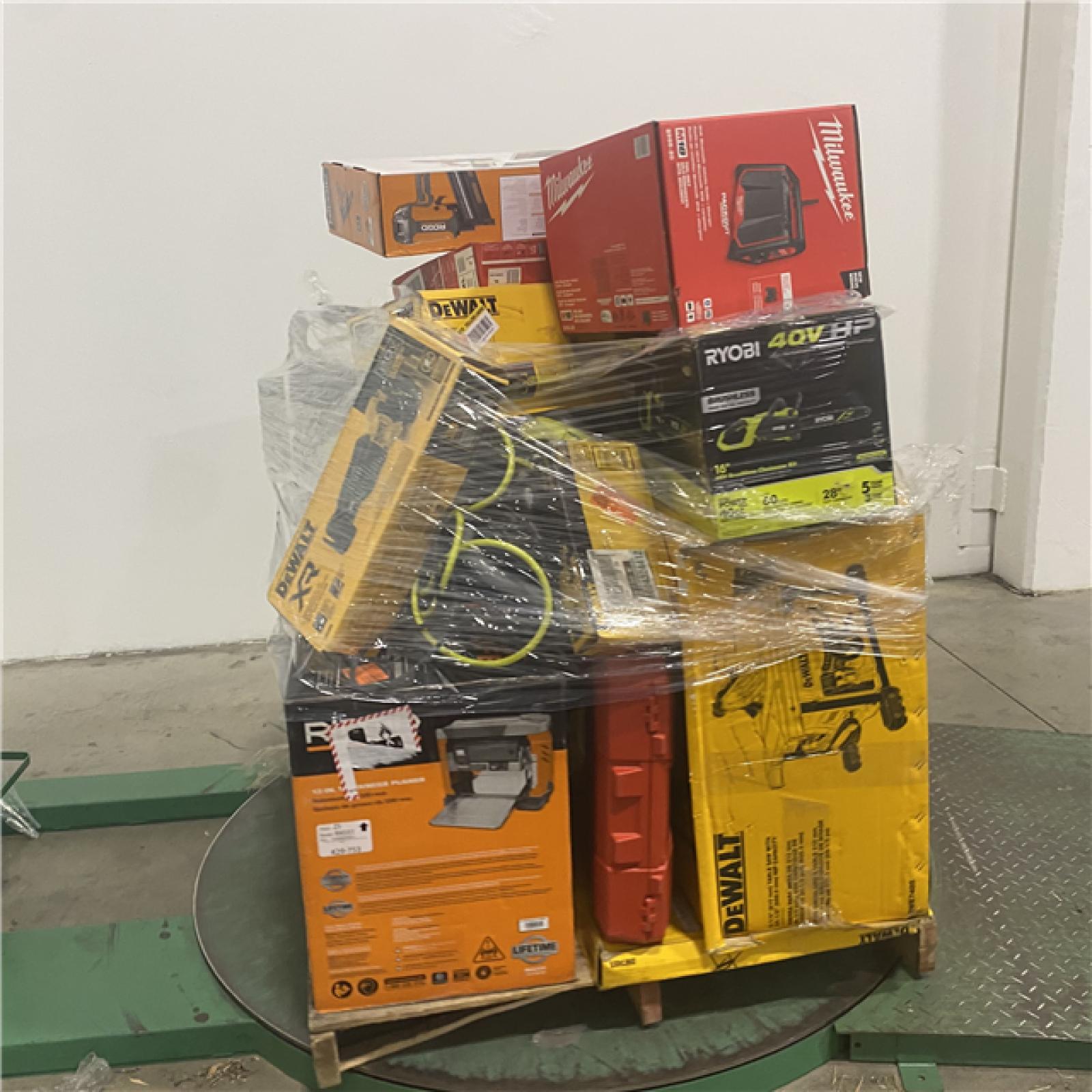 Dallas Location - As-Is Tool Pallet